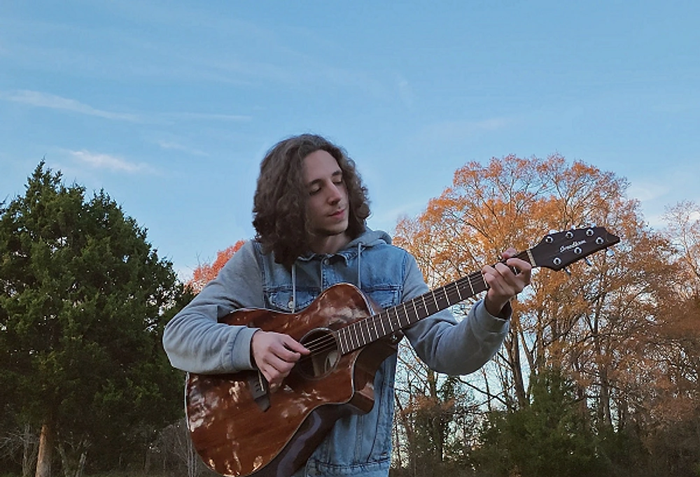 John Maddrey's "Pictures" Is a Lightning-in-a-Bottle Moment for Indie Folk