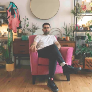 Luke Panayiotou's Acoustic Rock EP Am I in Love Again Reworks 80s and 90s Guitar Anthems