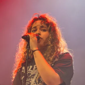 Bella Kay performing at The Vic Theatre in Chicago in April 2026