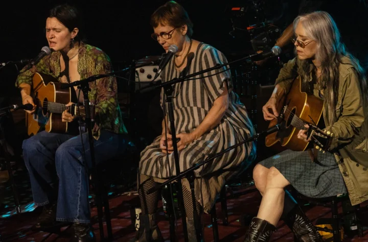 Big Thief Played a Whole Unreleased Triple Album at the Ryman