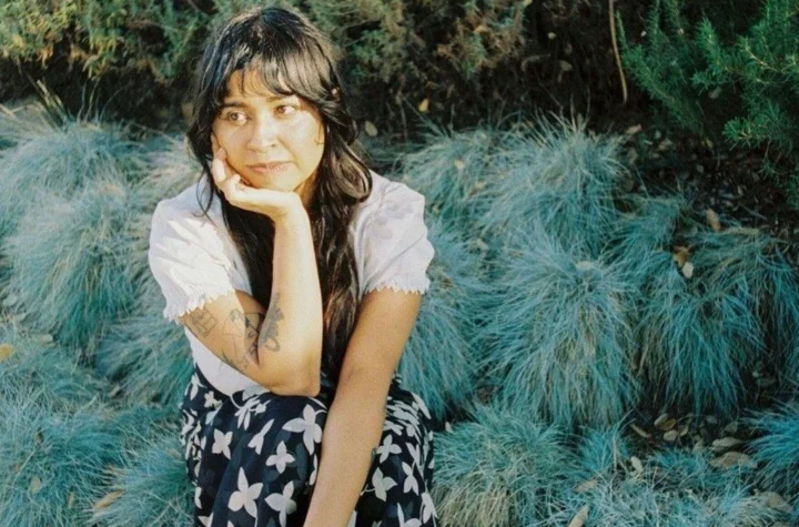 Mia Joy Went From Loop Pedal to Full Band on Star Echo Heavy Dove