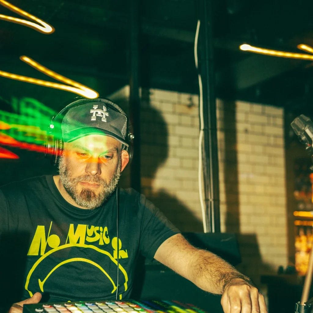 A First Listen to Alien Alarms' The Handles Turn, a Breakbeat Song Built From Museum Machines