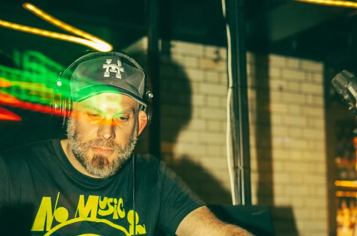 A First Listen to Alien Alarms' The Handles Turn, a Breakbeat Song Built From Museum Machines